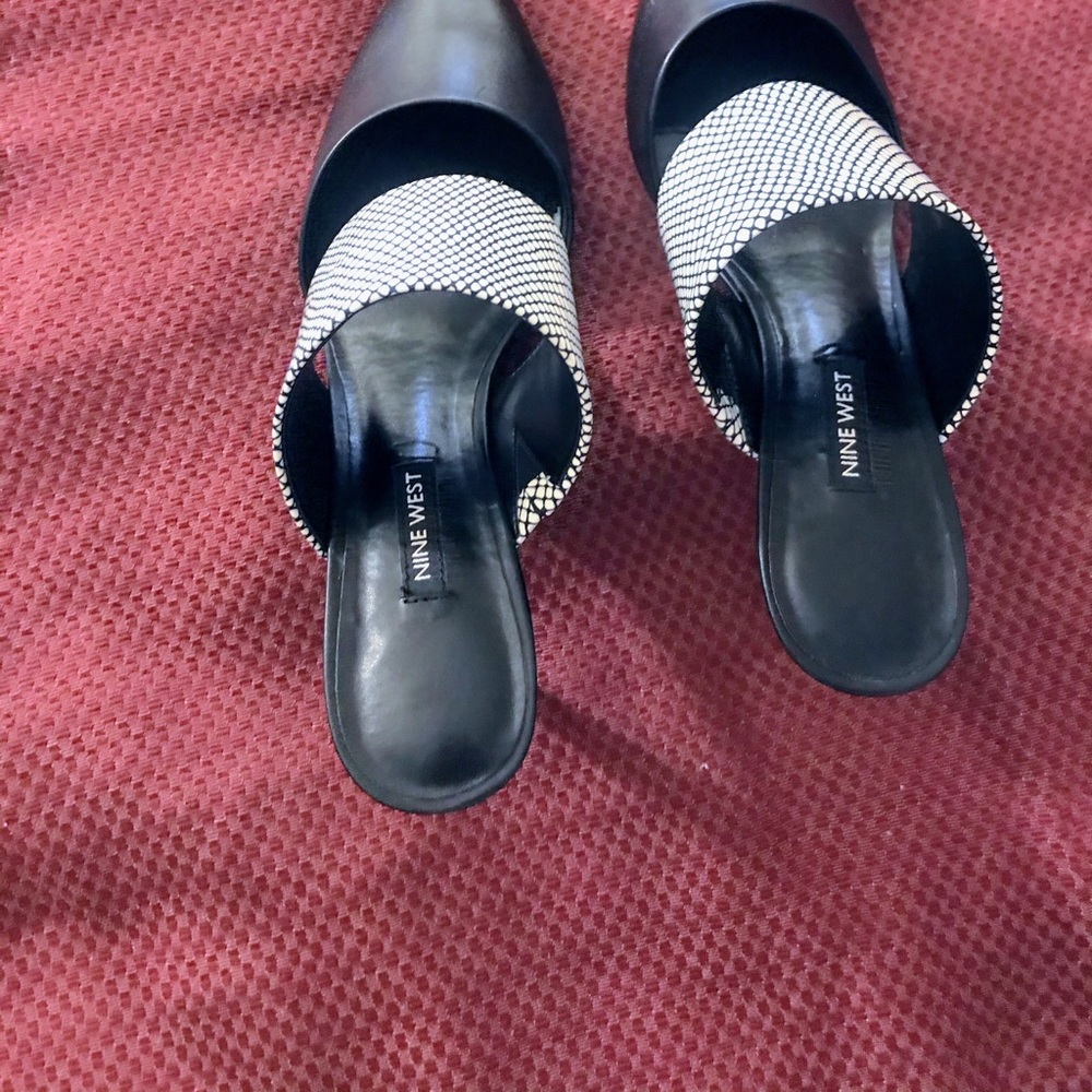 Nine West Regina Pointed Toe Mules